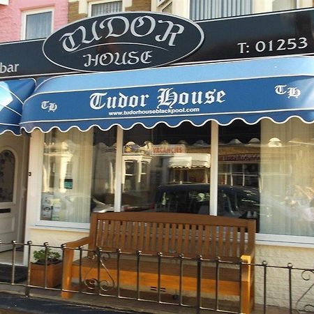 Tudor House Blackpool Extérieur photo